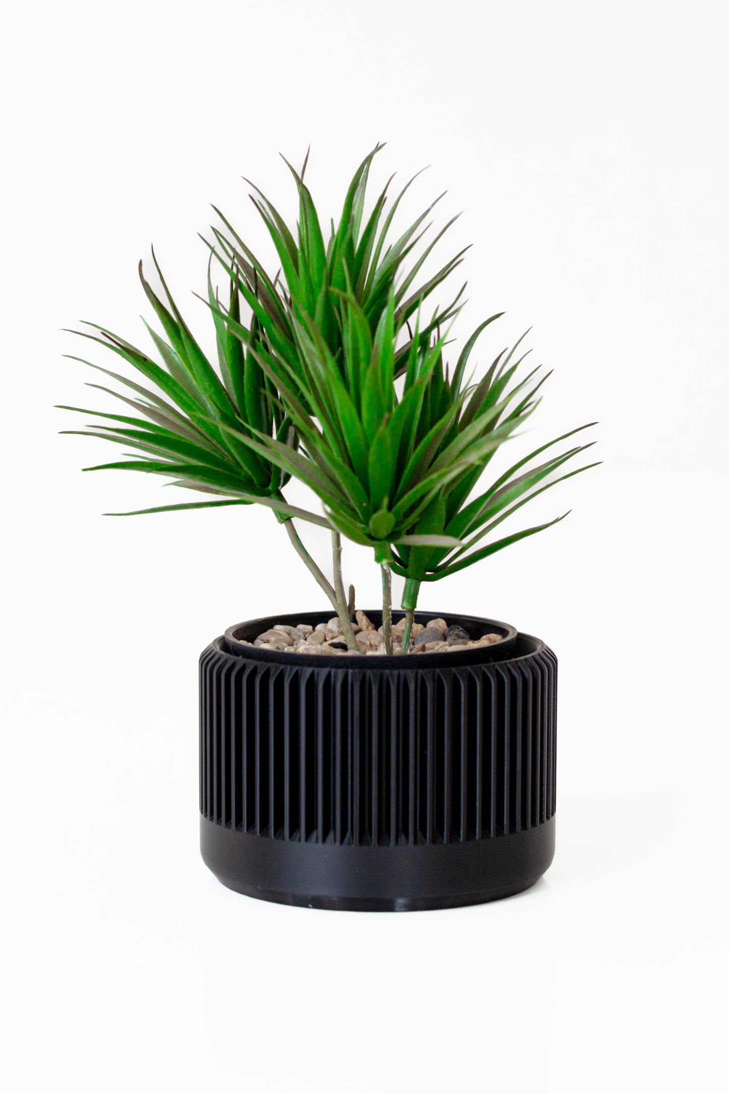 Round Ribbed Plant Pot